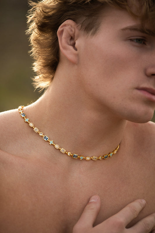 The ZS Divina Gold Necklace