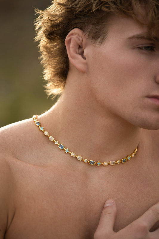 The ZS Divina Gold Necklace