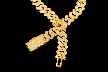 20MM Iced Cuban Chain – Razor Edge Edition Gold