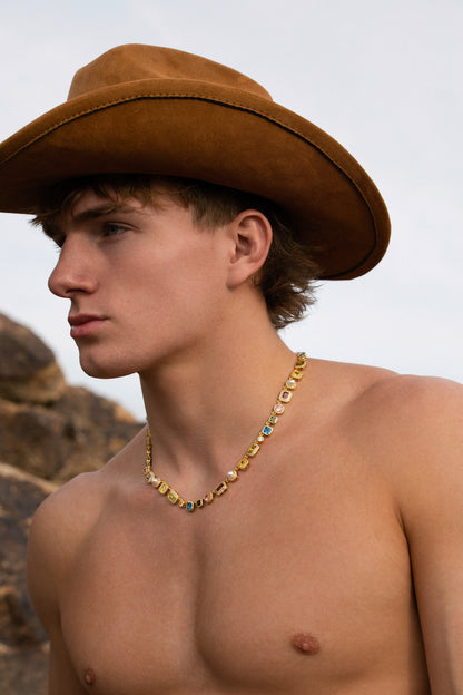 The Celestial Luxe Pearl Chain – Gold