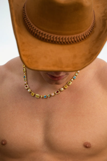 The Celestial Luxe Pearl Chain – Gold