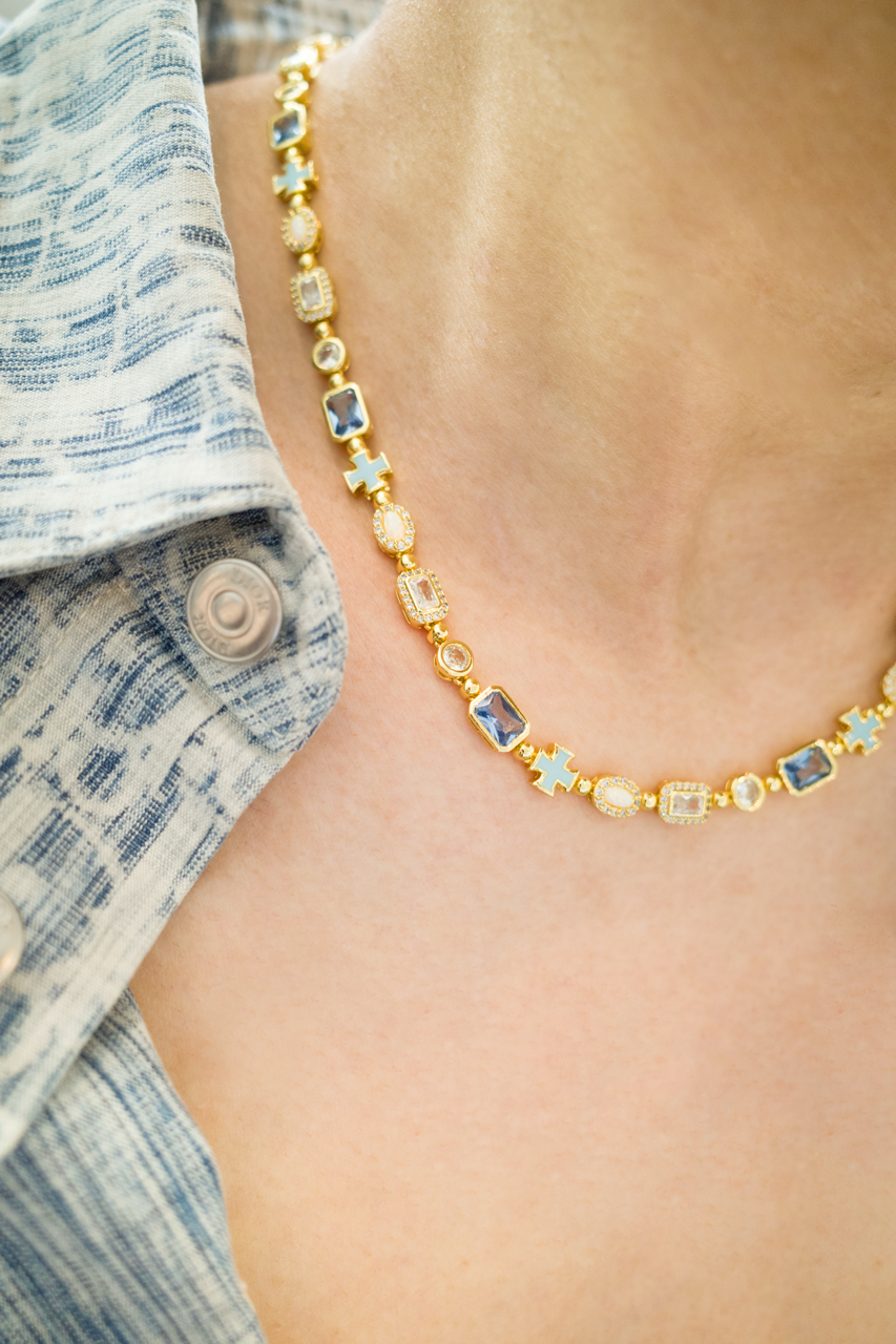 The ZS Divina Gold Necklace